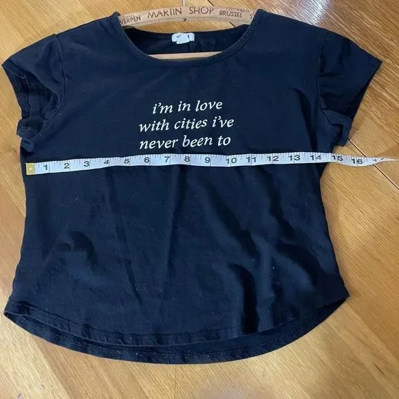 Garage I’m in love with cities I’ve never been to cropped T shirt - Picture 4 of 4